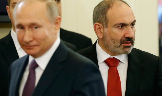 Putin Paşinyana nifrət edir: hakimiyyəti dəyişəcək - Qurecki