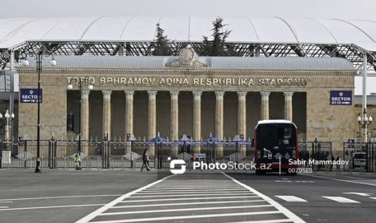 Respublika Stadionunda xoşagəlməz vəziyyət - FOTO