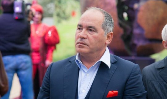 Azərbaycanlı milyarder yeni şirkətlər yaradır