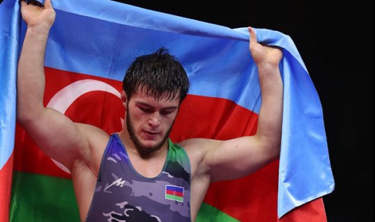 Azərbaycanlı güləşçilər Bakıdakı Avropa çempionatında medal qazandılar