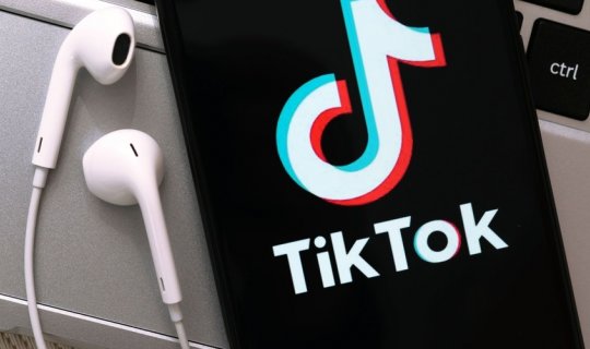 TikTok canlı yayımlardan pul qazanmaq üçün yeni qaydalar təqdim edir