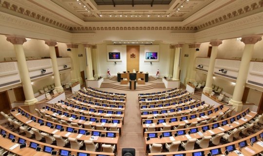 Gürcüstan parlamenti dəyişiklikləri təsdiqlədi