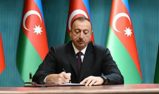 İlham Əliyev Azərbaycanla Qazaxıstan arasında imzalanmış iki sənədi təsdiqləyib
