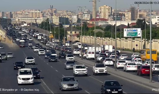 13 küçə və prospektdə tıxac var - SİYAHI