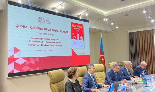 “Qlobal çağırışlar və sosial elmlər” mövzusunda dəyirmi masa keçirilib - FOTO