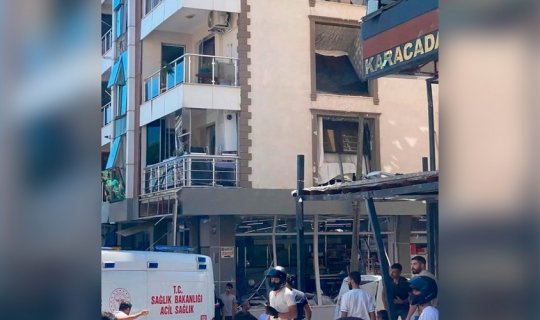 İzmirdə dəhşətli partlayış: 4 ölü, çox sayda yaralı var - VİDEO
