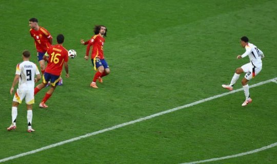 Alman azarkeşlərdən tələb: 1/4 final matçı yenidən keçirilsin