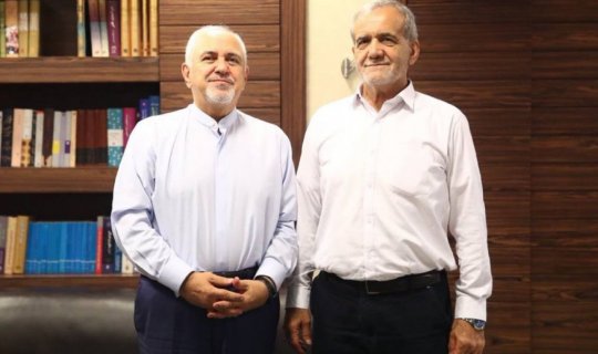 Cavad Zərif İranın vitse-prezidenti oldu