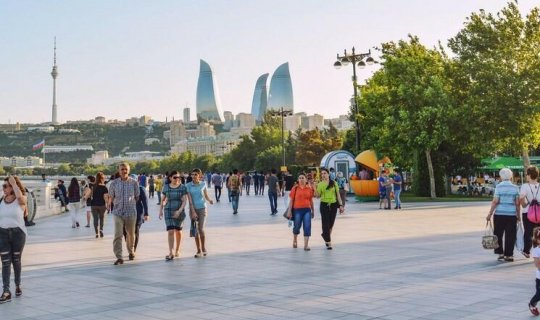 Ruslar Ermənistandan imtina edir, Bakını seçir