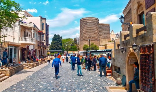 Azərbaycana turist axını 31% artıb