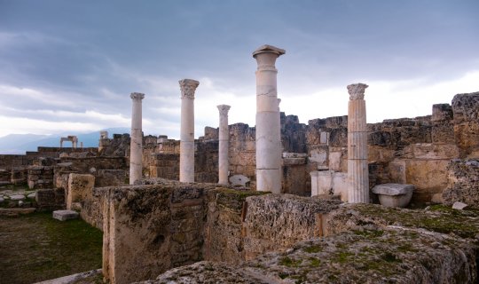 Adı Bibliyada keçən Laodikeya kilsəsi Anadoluda aşkarlandı