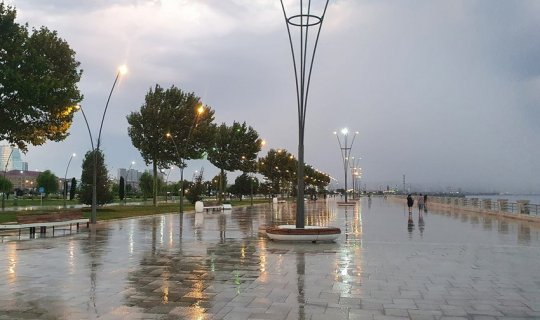 Bakıda yağışlı hava şəraitinin gün ərzində davam edəcəyi gözlənilir