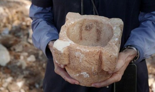 "İsanın üzərində gəzdiyi” daşlar tapıldı