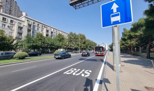 Tbilisi prospektində xüsusi hərəkət zolağı təşkil edilir