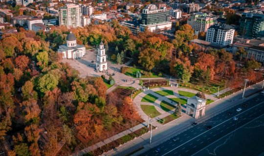 Bu ölkə prezidenti koronavirusa yoluxdu