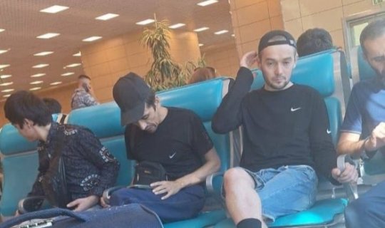 Polad Bülbüloğlu konsulu Domodedovo aeroportuna göndərdi: 21 azərbaycanlı ölkədən çıxarılır