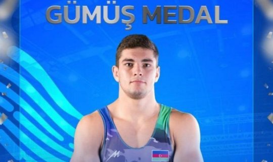 Xetaq Karsanov U-20 dünya çempionatında gümüş medal qazanıb