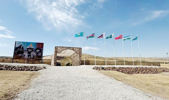 Azərbaycanın xüsusi təyinatlıları Qazaxıstanda təlimdə iştirak edir