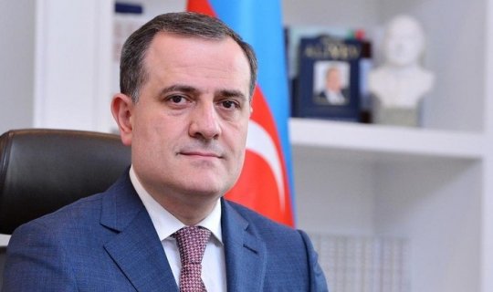 Ceyhun Bayramov Lüksemburqdan olan həmkarı ilə danışıb