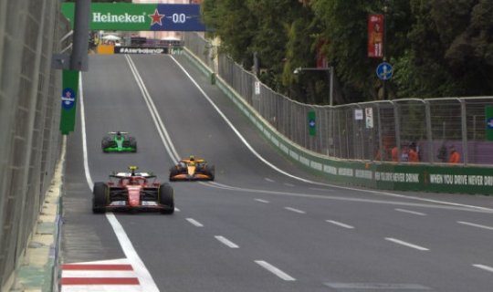 "Formula 1"də ilk sərbəst yürüş başa çatdı: Ferstappen birinci oldu