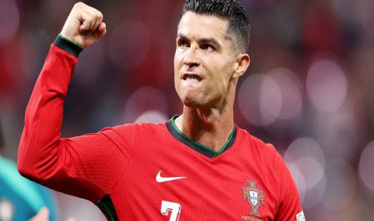 “Futbola daha çox şey verə bilmərəm, yaşım...” - Ronaldo 