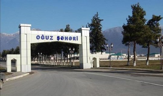 Evdən qızıl oğurladı, Gəncə və Qəbələdə satdı