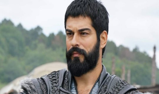 Burak Özçivit Rusiyada komediya filminə çəkildi