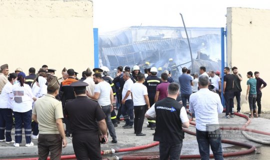 Xətai rayonundakı güclü yanğın söndürüldü - YENİLƏNİB (FOTO/VİDEO)