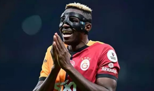 Victor Osimhen "Galatasaray" forması ilə ilk qollarını vurdu