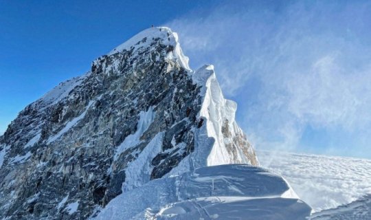 100 il əvvəl yoxa çıxan alpinistin qalıqları tapıldı - FOTO