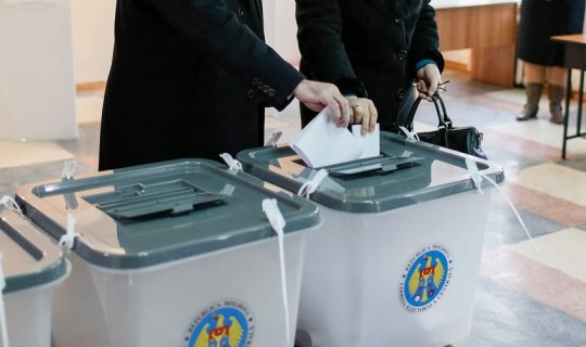 Moldovada prezident seçkiləri və referendum keçirilir