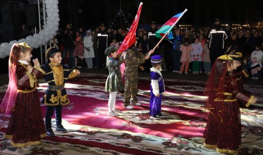 Neftçalada Zəfər Günü təntənəli şəkildə qeyd olunub