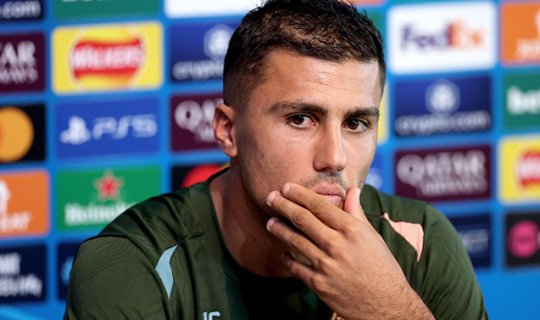 Rodri “Barselona” və “Real” arasında seçim etdi