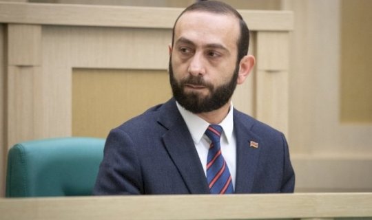 Mirzoyan və Bundestaqın komitə sədri Azərbaycanla sülh prosesini müzakirə edib