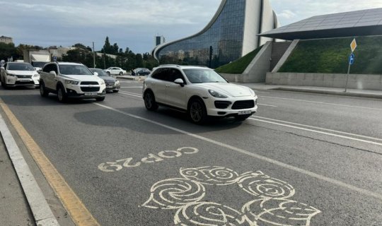 COP29 zolaqlarında yol nişanlarının sökülməsinə başlanılıb