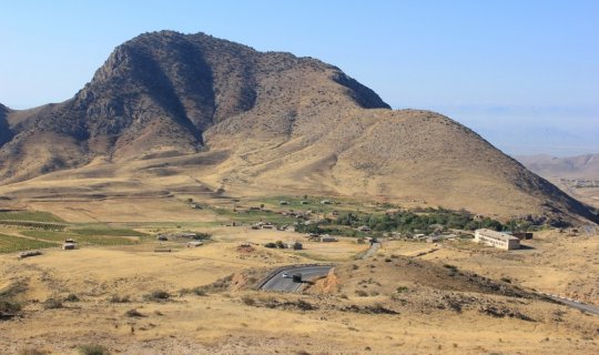 Qoşun yığılır, silah daşınır – Kərkidə nə baş verir?