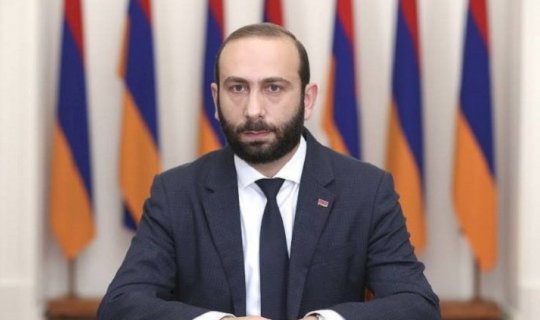 Rusiya İrəvandan Ukraynaya qarşı döyüşməyi təklif edib? - Mirzoyan açıqladı