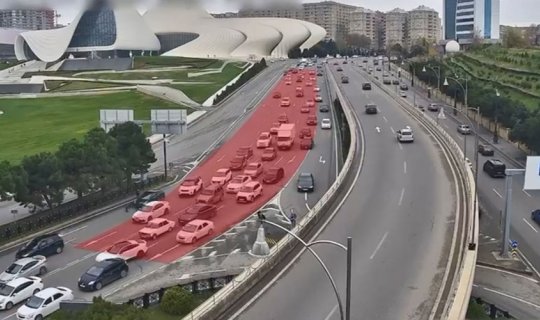 Bakıda 2 sürücü tıxac yaratdı - VİDEO