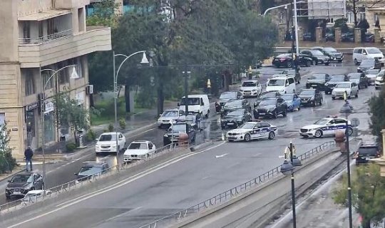 Bakıda yanğına görə bu yol bağlandı