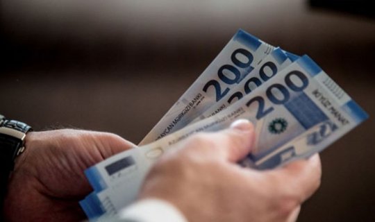 1 ilə 62 milyard manat - Əhali bu pulu nəyə xərcləyib?