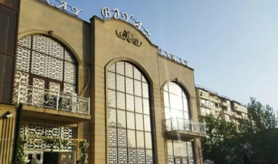 Bakıda bu restoranda saxta içkilər verilirmiş - Fotolar