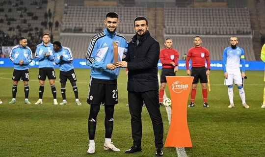 "Qarabağ"ın futbolçusu mükafatlandırıldı