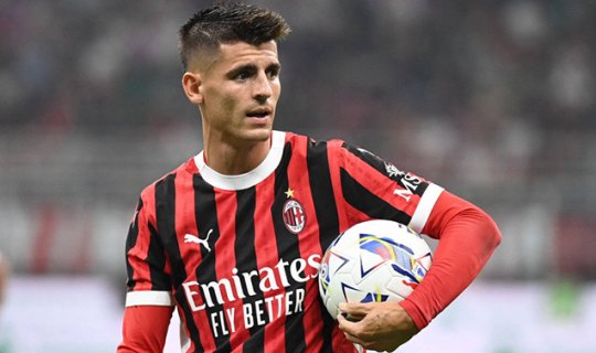 &ldquo;Qalatasaray&rdquo; ulduz futbolçunu transfer edir