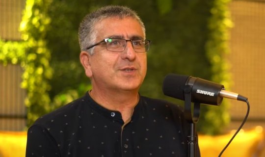 "Ruhsuz adam uzaqbaşı yeriyən arxiv ola bilər"