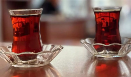Çayı səhv dəmləyəndə bu ağır xəstəliyə düçar ola bilərik