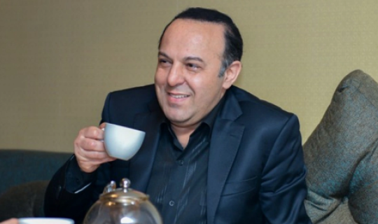 Elariz Məmmədoğlunun kürəkəninin məhkəməsində zərərçəkən: "Dedi ki, problemlərim var"