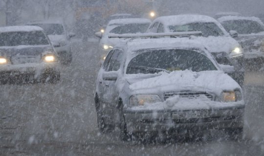 Növbəti iki gündə əksər rayonlarda intensiv qar yağacaq, yollar buz bağlayacaq - XƏBƏRDARLIQ