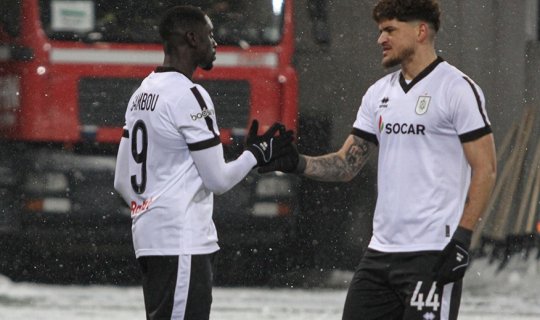 "Neftçi&rdquo;dən rekord, &ldquo;Qarabağ&rdquo;dan yubiley