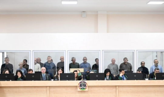 Hərbi cinayətlər törətməkdə təqsirləndirilən erməniəsilli şəxslərin məhkəməsi davam etdirilir