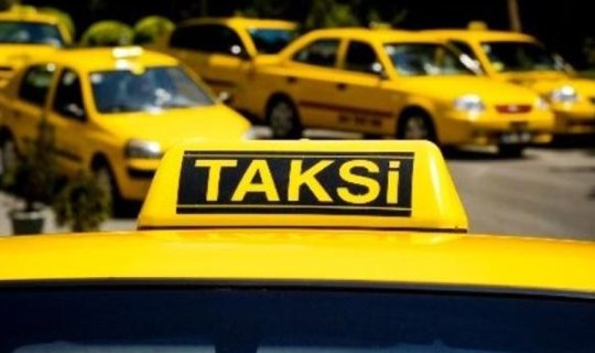 Taksi sürücüsü başqasının kartından 1430 manatı necə çıxarıb? - İki gün sonra ələ keçdi